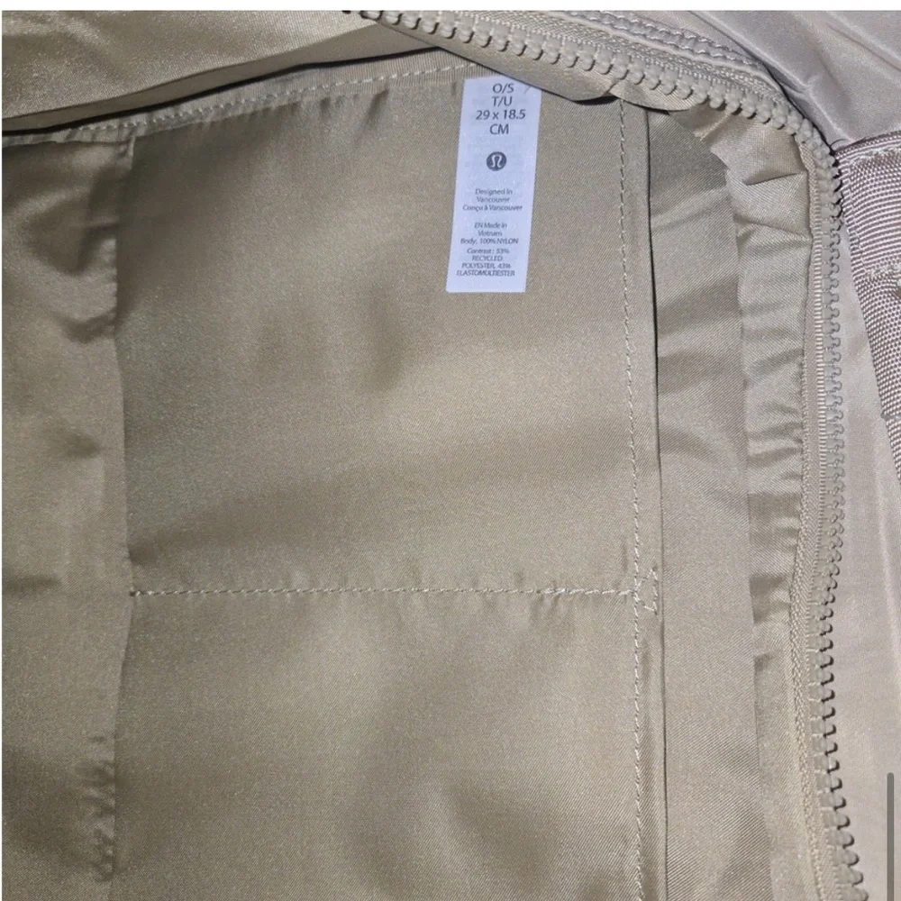Lululemon athletica New Crew Backpack 22L unisex school workout sand brown - Picture 6 of 6